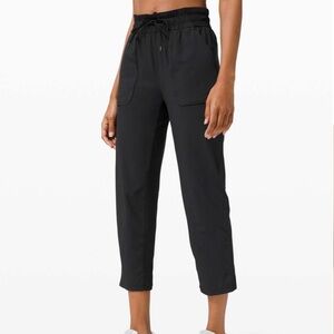 Lululemon Beyond the Studio Crop in Black size 8